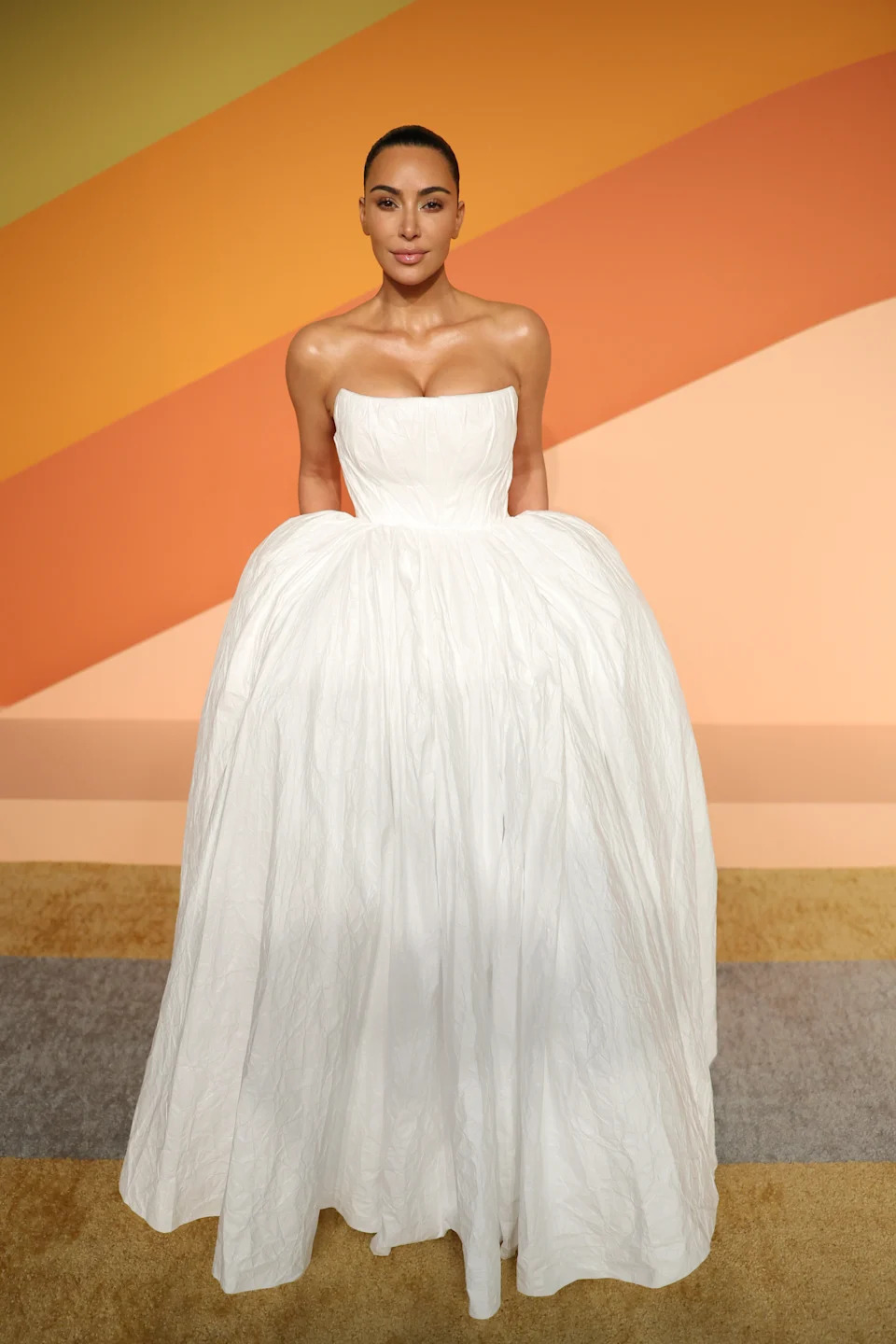 BEVERLY HILLS, CALIFORNIA - MARCH 02: Kim Kardashian attends the 2025 Vanity Fair Oscar Party Hosted By Radhika Jones at Wallis Annenberg Center for the Performing Arts on March 02, 2025 in Beverly Hills, California.  (Photo by Phillip Faraone/VF25/Getty Images for Vanity Fair)