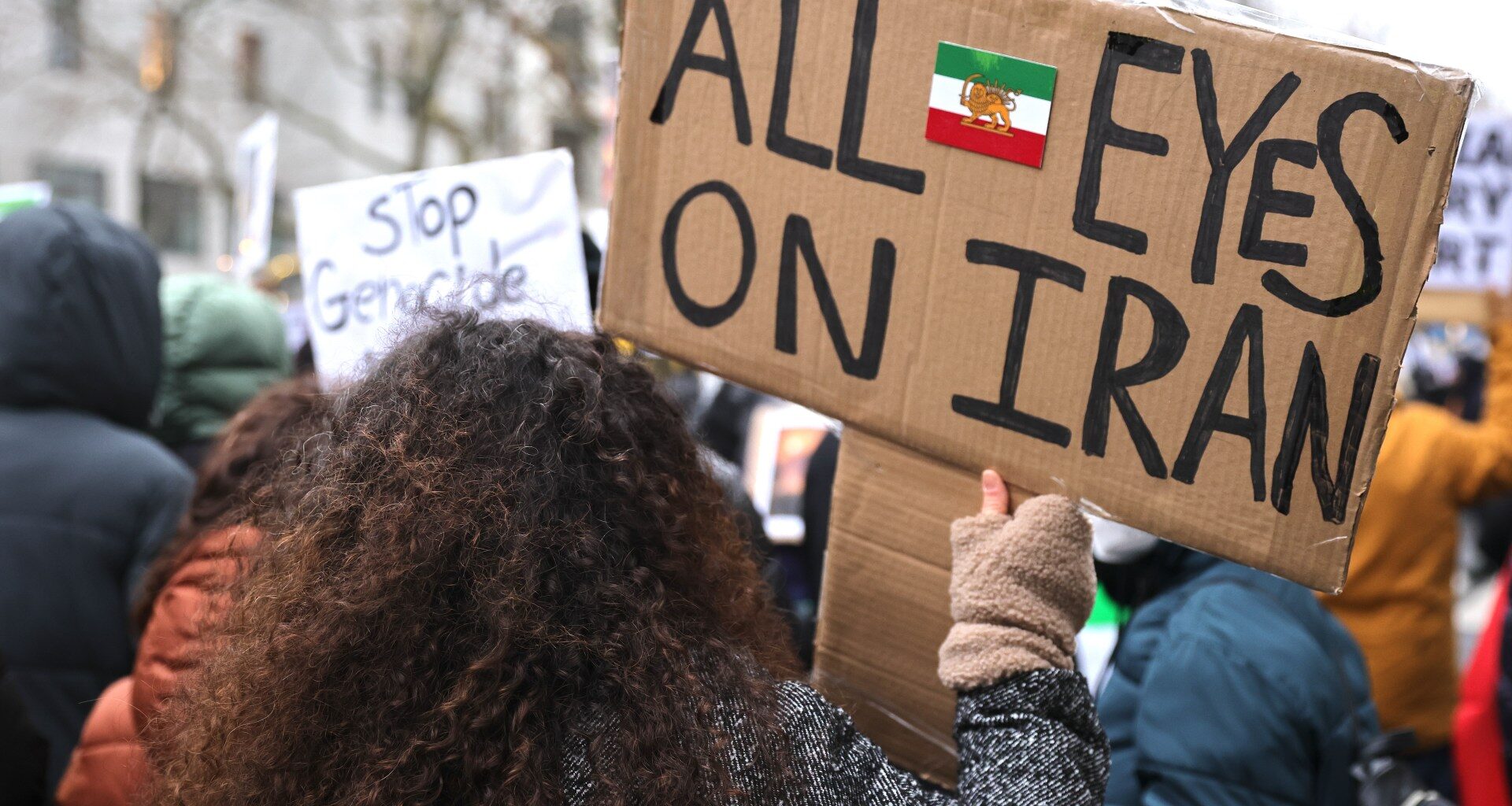 US-Iran tensions: The diplomatic scramble to prevent a war | Conflict News