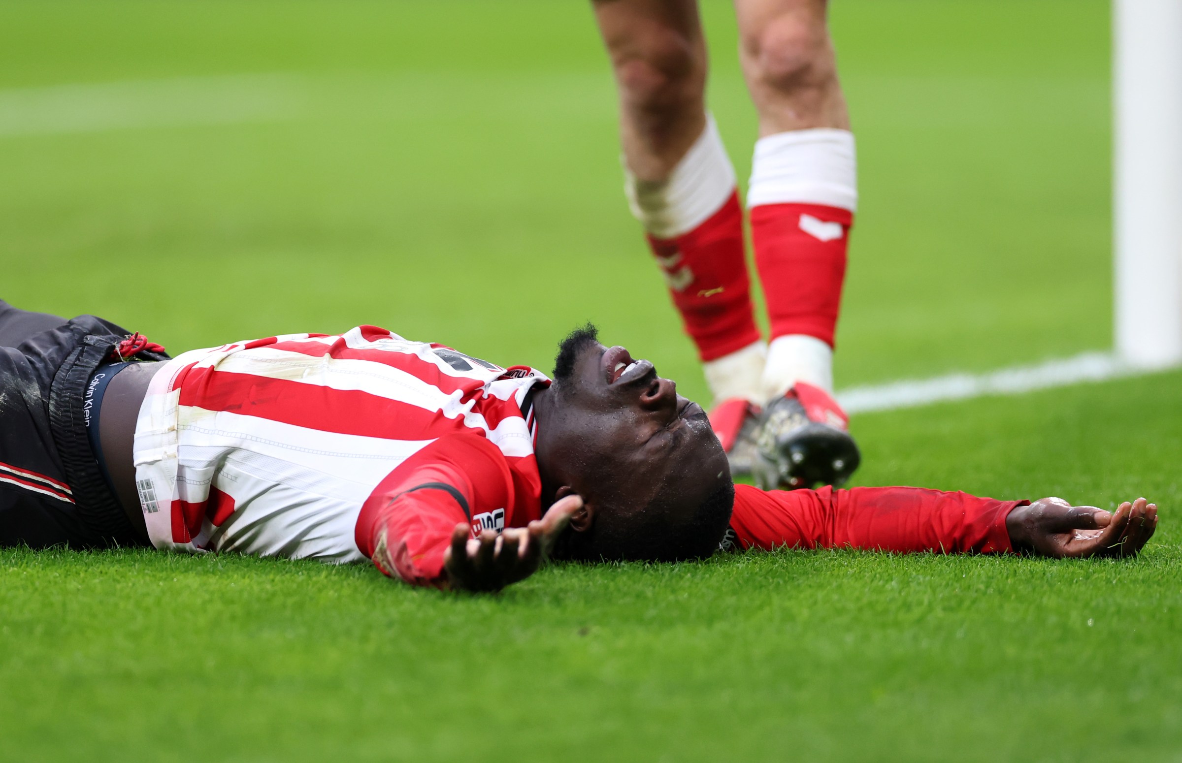 SUNDERLAND, ENGLAND - DECEMBER 28: Brian Brobbey of Sunderland reacts after missing a chance during the Premier League match between Sunderland and Leeds United at Stadium of Light on December 28, 2025 in Sunderland, England. (Photo by Stu Forster/Getty Images)
