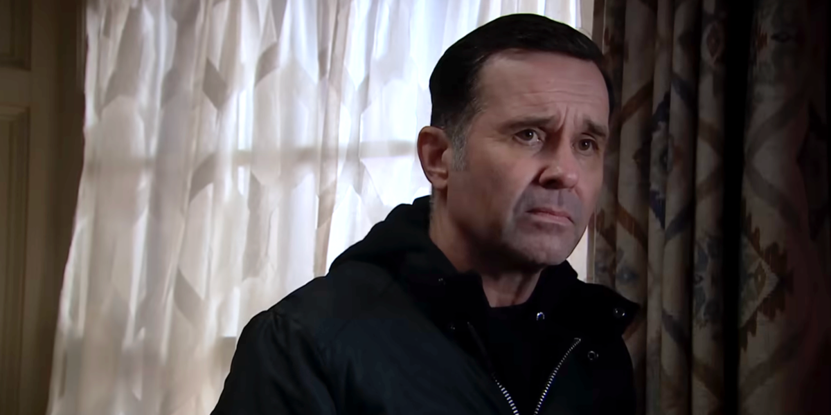 Emmerdale star addresses Graham and Rhona theories after shock return