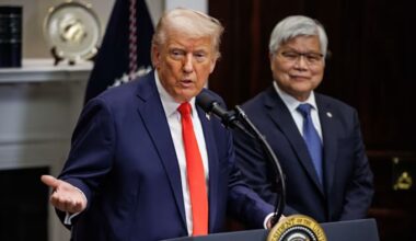 US and Taiwan strike trade deal tied to $250bn chip investment