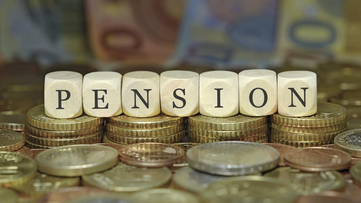 India allows banks to sponsor pension funds under NPS