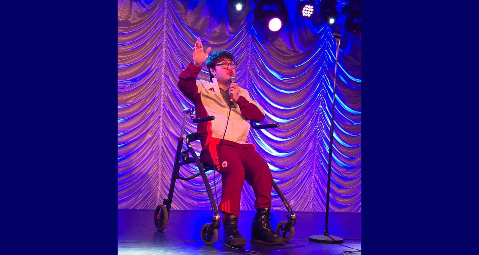 Review: Jack Carroll brings joy, warmth and laughs to Old Woollen