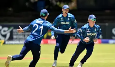 star-sports-on-dark-background