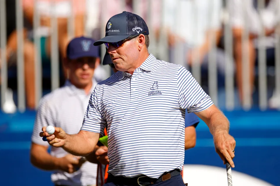 Justin Leonard looks on from the first hole during the final round of the PNC Championship 2025 at Ritz-Carlton Golf Club on December 21, 2025 in Orlando, Florida.