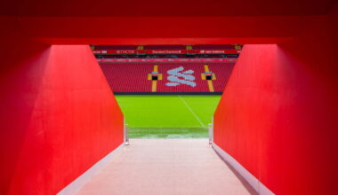 Player says he'd only move this month for Liverpool or Barcelona