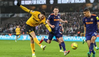 Leeds targeting late deal to sign bigger talent than Strand Larsen