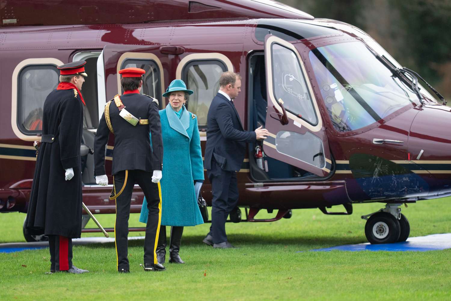 Palace Defends Royal Family as Helicopter Mileage Sparks Scrutiny