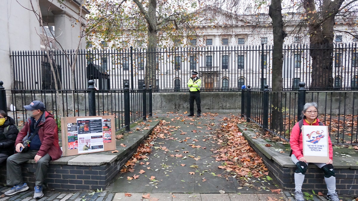 protestors outside royal mint