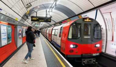 ANALYSIS: Transport for London staff in receipt of £100,000 in total remuneration up 189 per cent from 2022-23