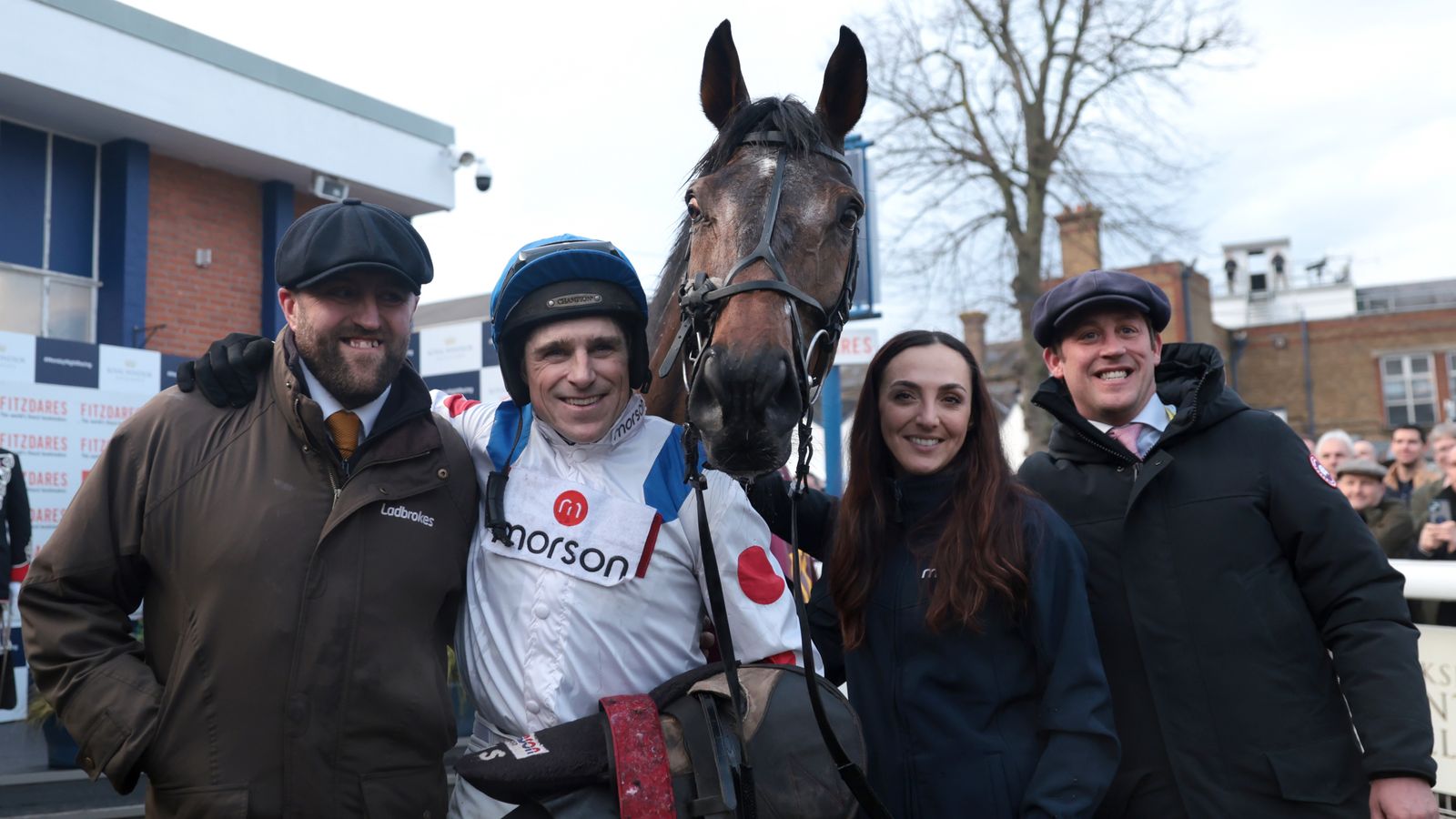 Protektorat and Harry Skelton won the Fleur de Lys Chase