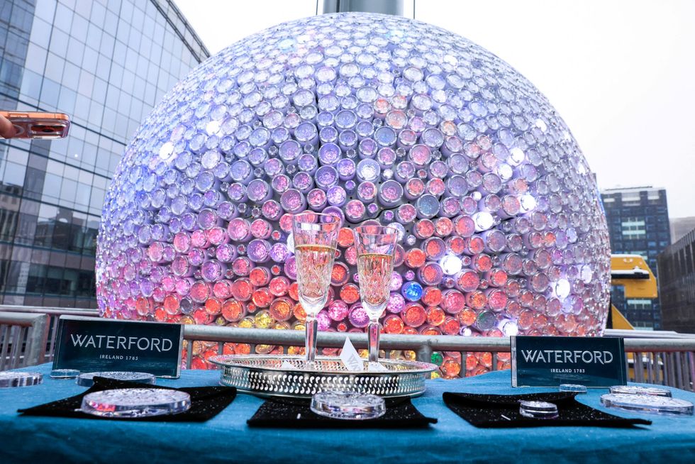 The New Year's Eve Ball i