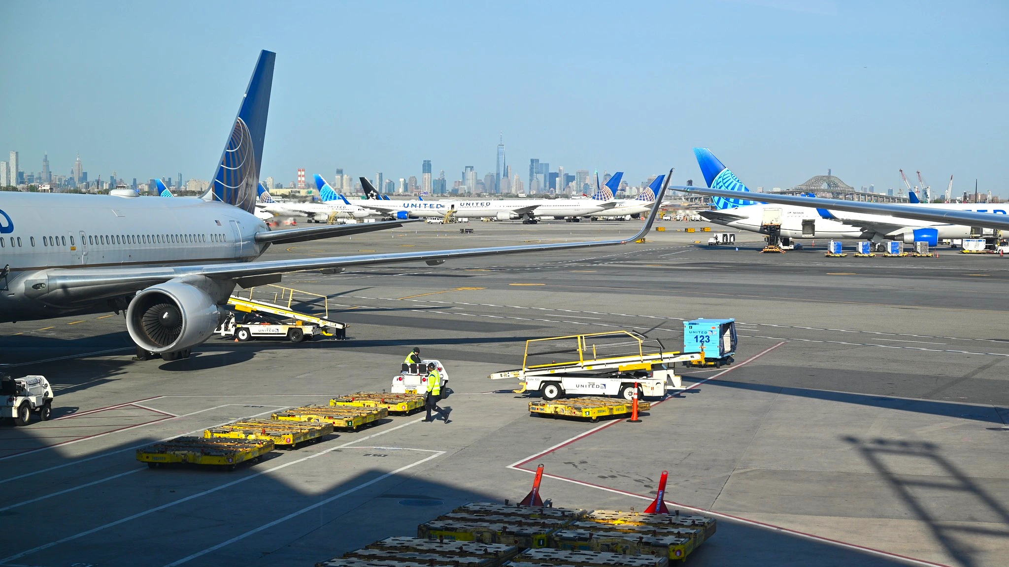 Passenger with Most Infectious Disease in the World Roams at Newark Airport for 12 Hours
