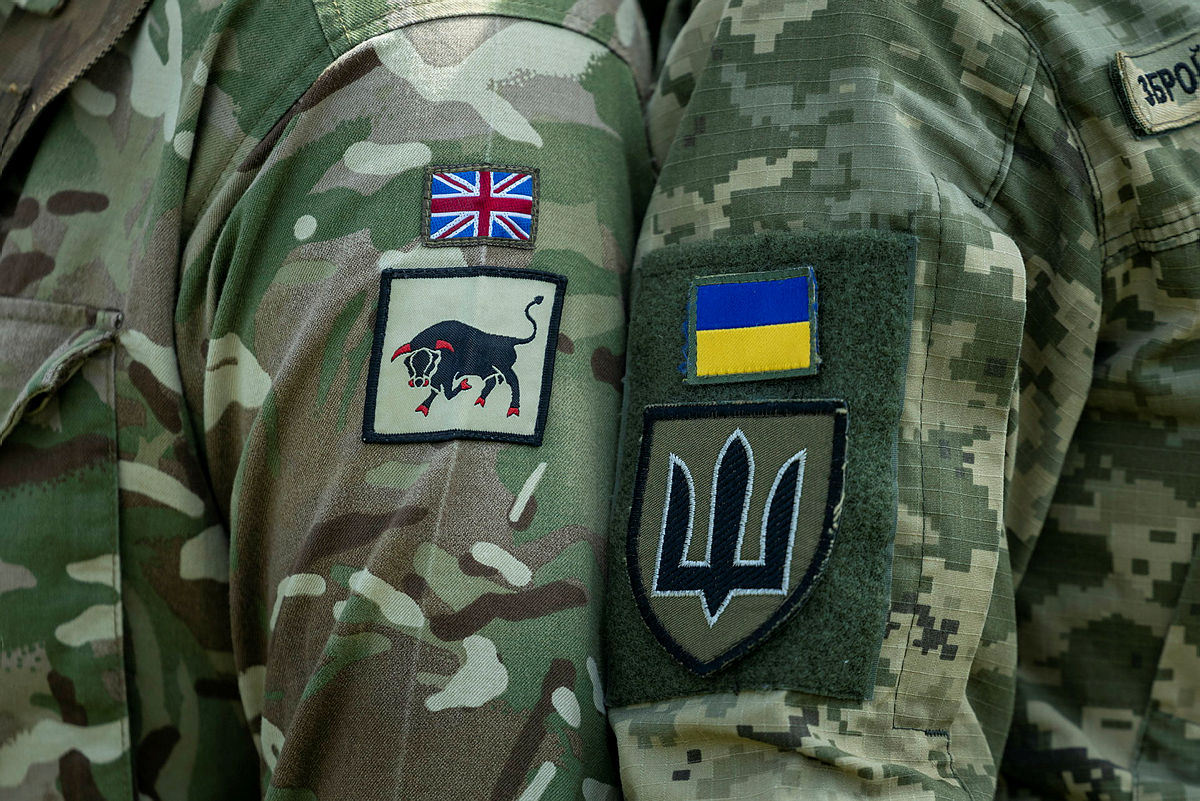 UK to spend £200m getting forces ready to deploy to Ukraine