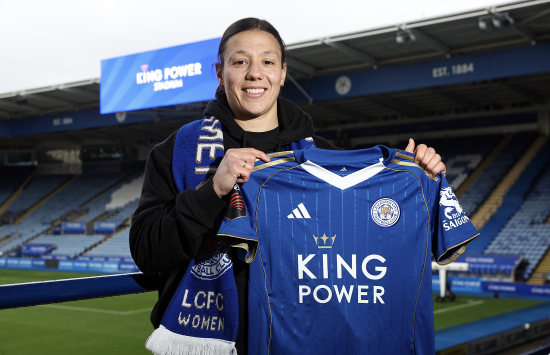 Leicester City sign Manchester United's veteran forward Williams