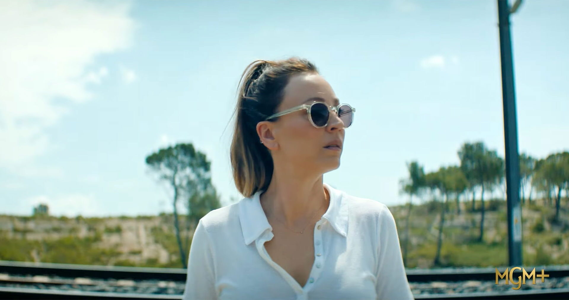 France Thriller Series 'Vanished' Trailer with Kaley Cuoco & Sam Claflin