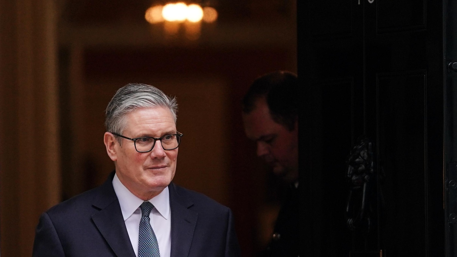 UK's Starmer heads to China seeking a thaw in relations but risking a rift with Trump