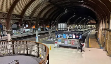 Train lines between York and Leeds blocked by emergency services incident | YorkMix