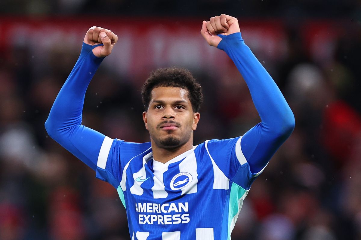 Georginio Rutter celebrating with Brighton