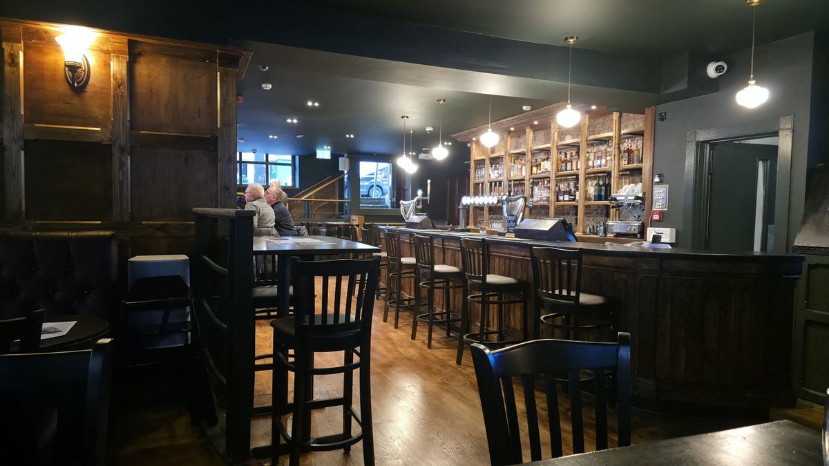 Inside Harrington's Bar on Victoria Street