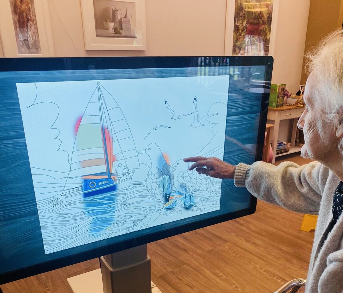 Care Home residents touch the future with new interactive touch pad – The NEN – North Edinburgh News