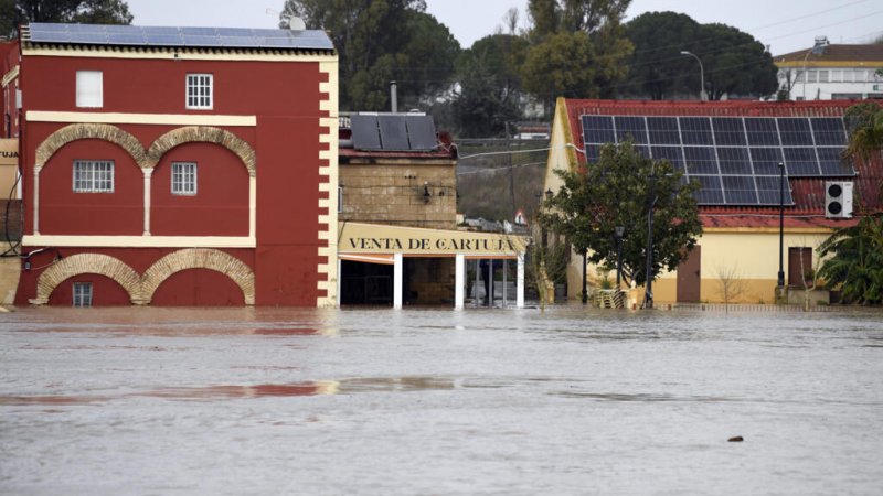 Spain, Portugal on alert as new storm follows deadly floods