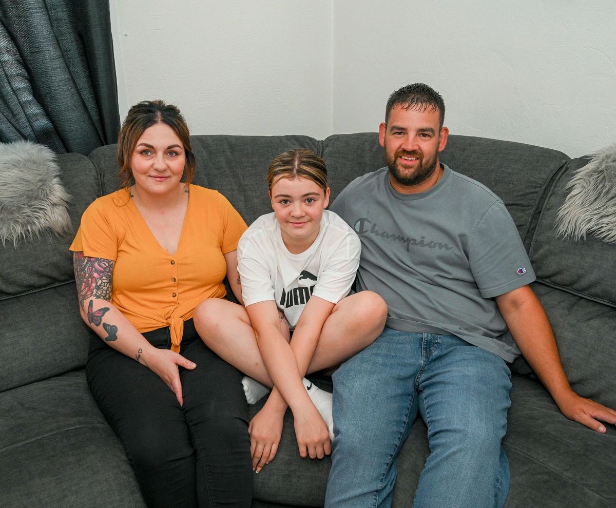 Ava with her mum Marie and dad Sam