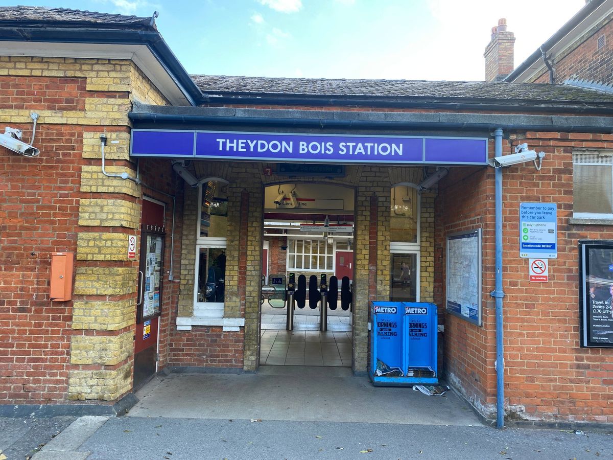 Theydon Bois station