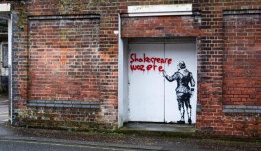 Updates as Banksy style painting appears in King's Lynn