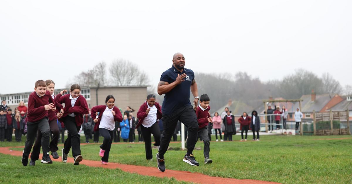 Lewis-Francis backs Hunt and Azu to deliver at Birmingham 2026