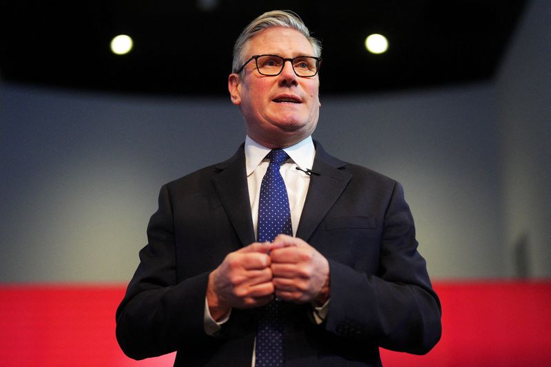 UK wants closer EU defence ties with potential bid to join new SAFE fund