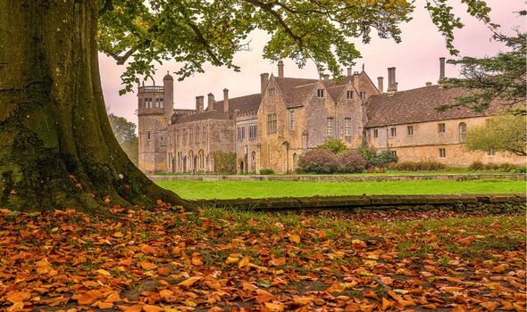 Picture of Lacock Abbey 