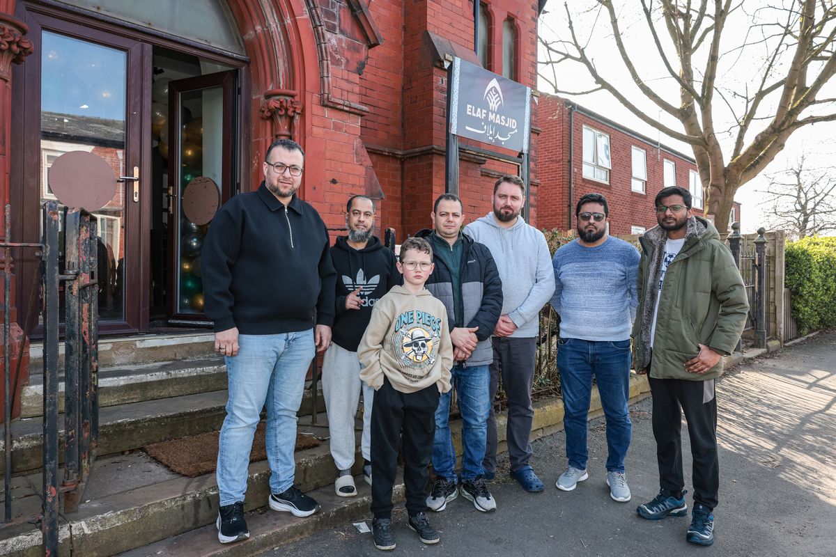 Members of Elaf Masjid
