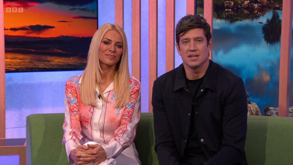 Tess Daly, Vernon Kay, The One Show tess daly vernon kay the one show