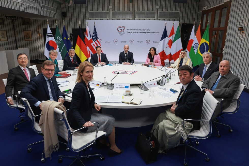 Rubio tries to sell Iran war to skeptical G7 allies in France