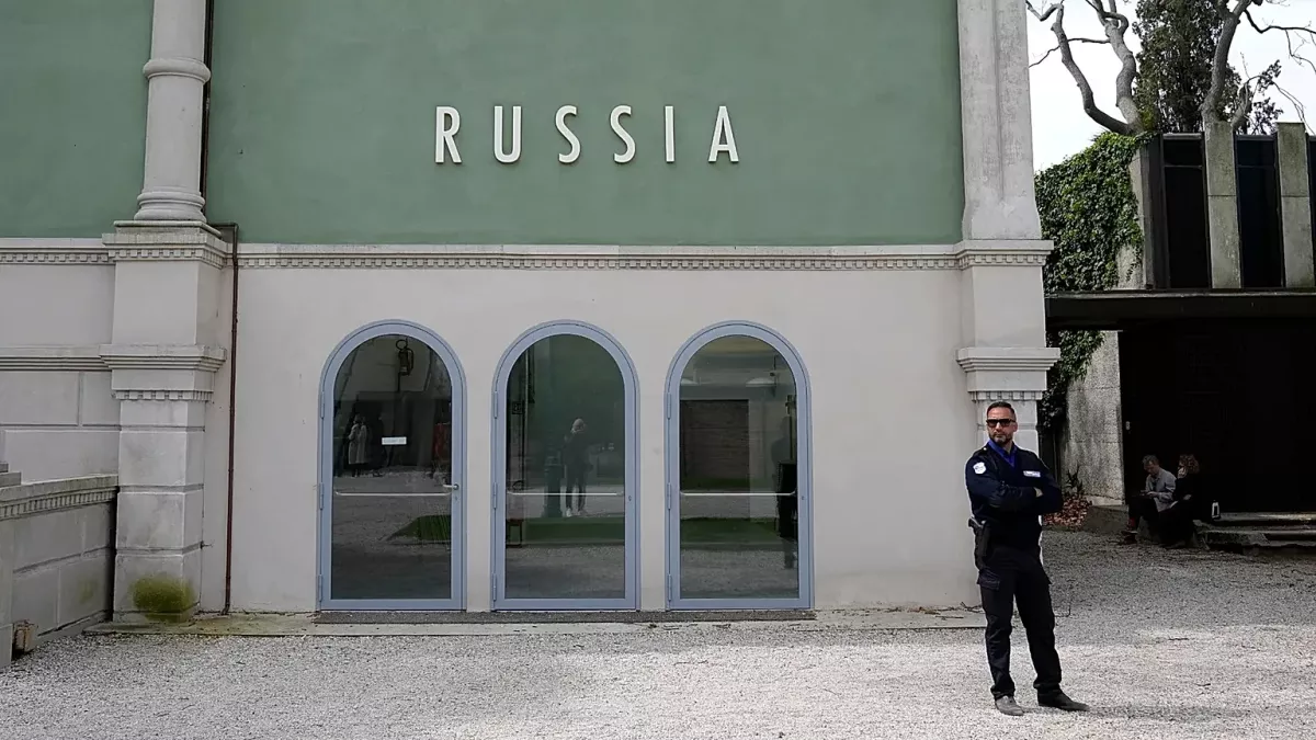 EU warns Venice Biennale over Russia pavilion, sanctions risk
