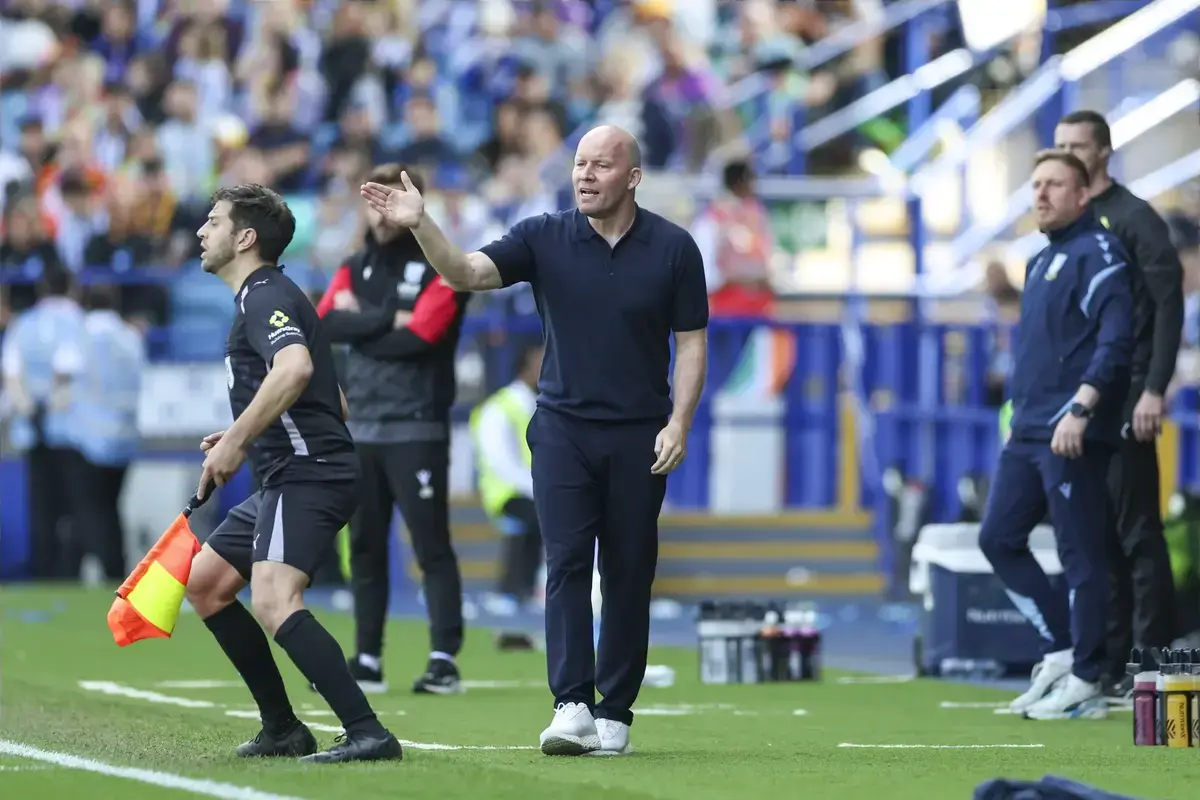 Sheffield Wednesday consider permanent Jaden Heskey swoop
