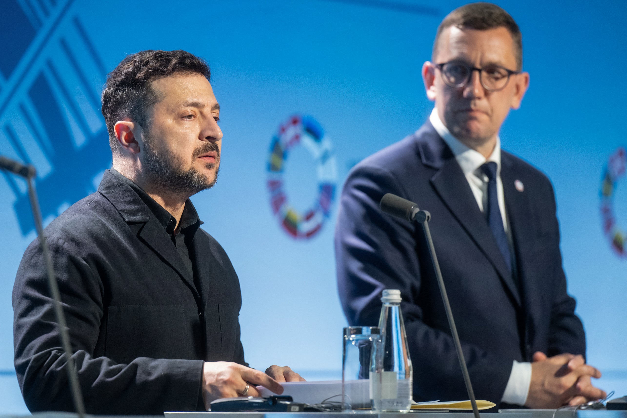 Ukrainian president Volodymyr Zelensky (L) and Estonia's prime minister Kristen Michal address a joint press conference during the Nordic and Baltic Prime Ministers' (NB8) Summit 2026 at the Stenbock House (Statehood House) in Tallinn, Estonia