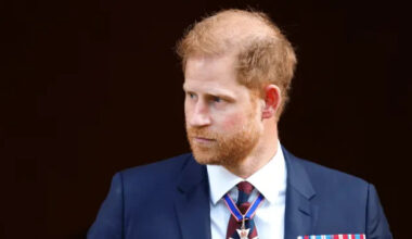 Prince Harry Makes Touching Visit to Children’s Hospital in Birmingham