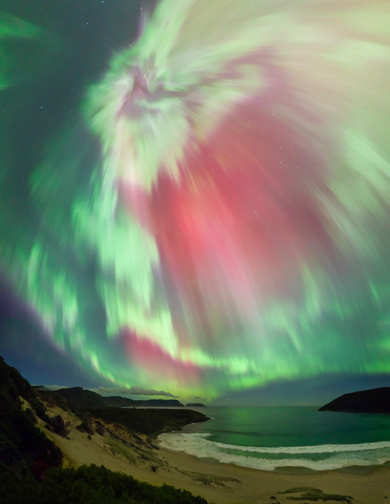 "Zenith" by Brighton Seeley, Winner, Nightscapes (International) Category, David Malin Awards 2026