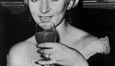 Ruth Ellis, last woman executed in Britain, to receive conditional pardon