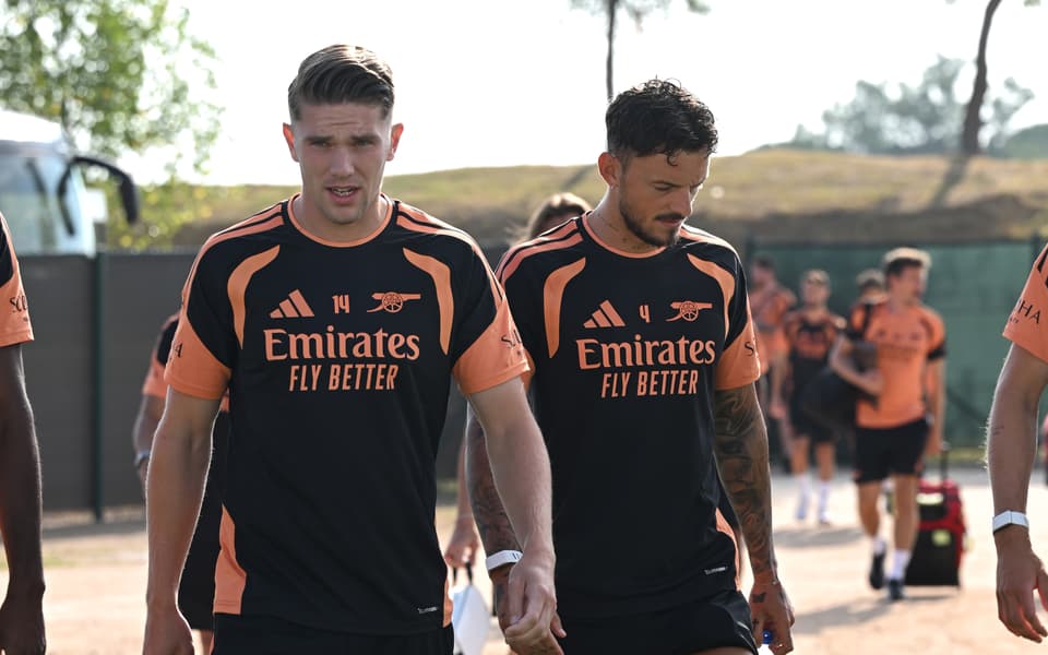 GIRONA, SPAIN - JULY 27: of (L-R) Viktor Gyokeres and Ben White Arsenal during a training session at Hotel Camiral de Caldes de Malavella on July 27, 2026 in Girona, Spain. (Photo by Stuart MacFarlane/Arsenal FC via Getty Images)