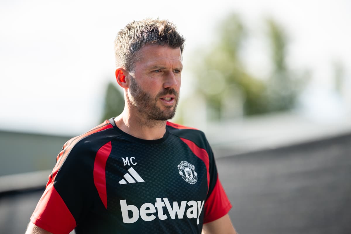 Man Utd handed fresh Hall transfer update as Carrick targets signings - London Evening Standard