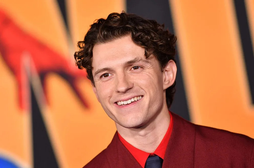 The Brutal Bodyweight Training of ‘Spider-Man’ Star Tom Holland