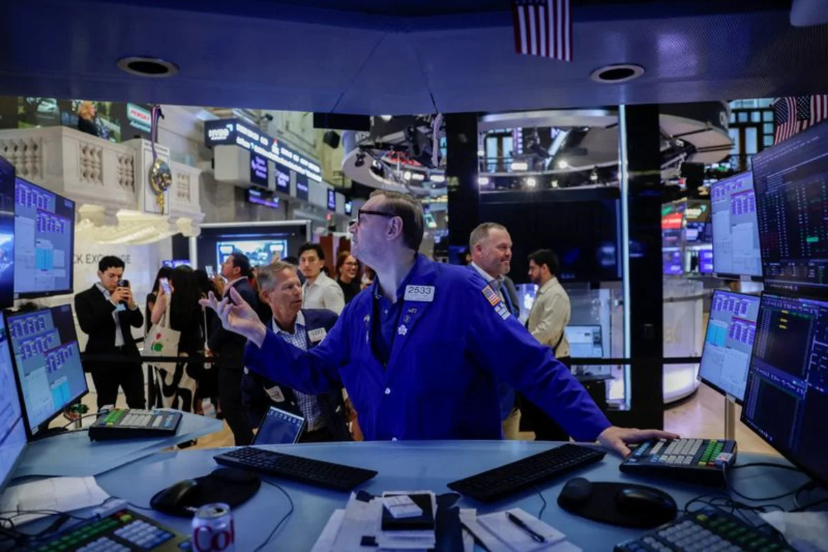 Wall Street set to open lower as high-stakes Iran, inflation tests loom