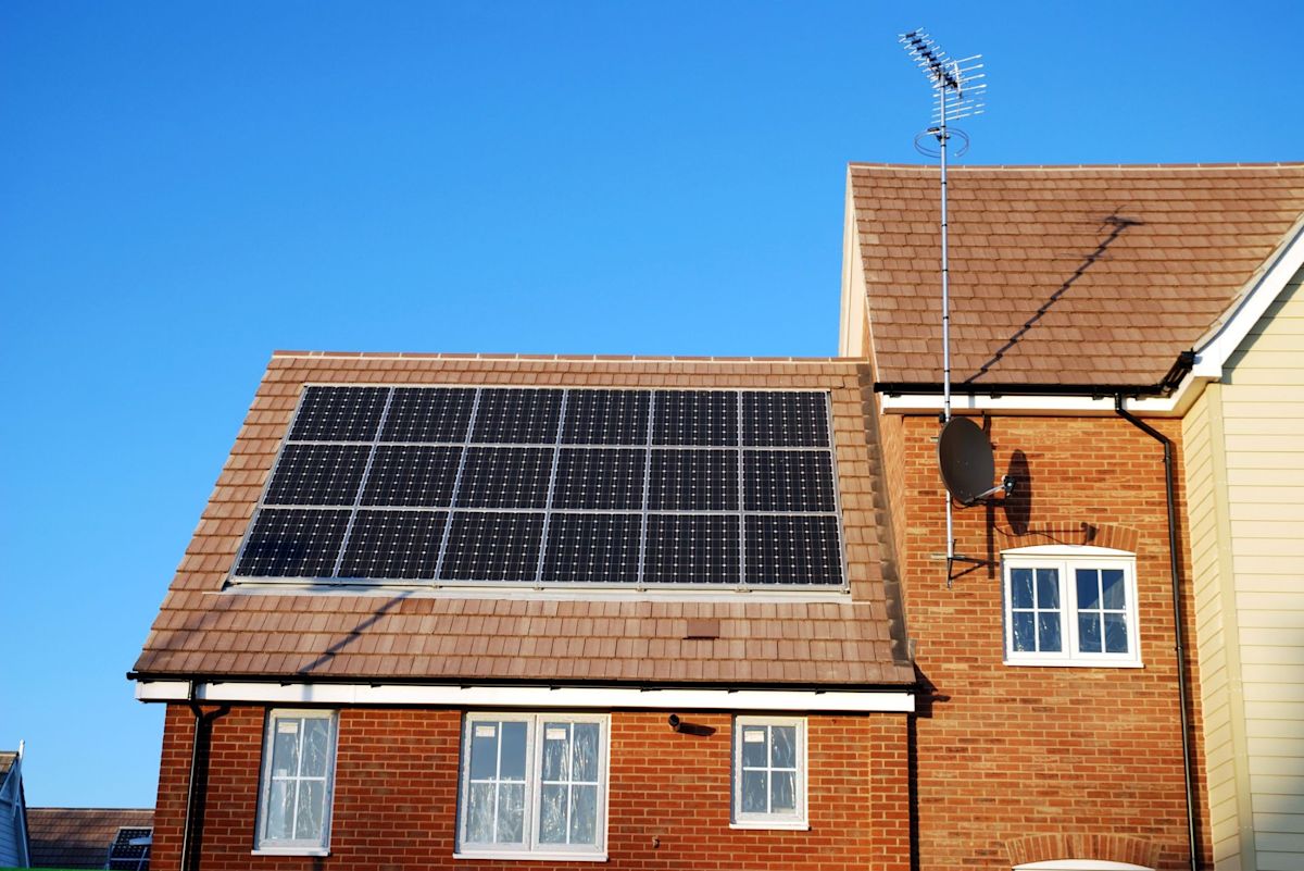 UK study says rooftop solar could have cooled London, and helped prevent 96 heat deaths