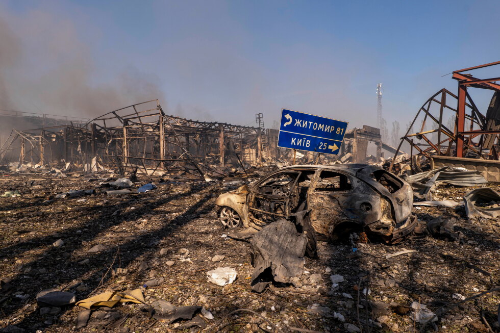 A Russian attack hits Ukraine's Kyiv region, killing at least 37