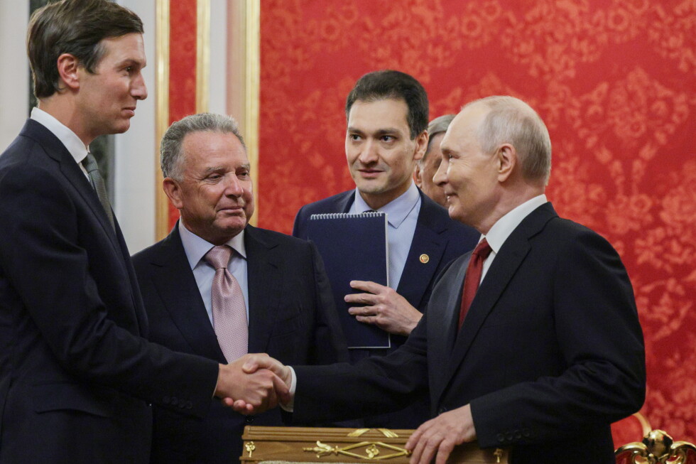 Putin meets with US envoy at Kremlin for renewed talks on ending the war in Ukraine