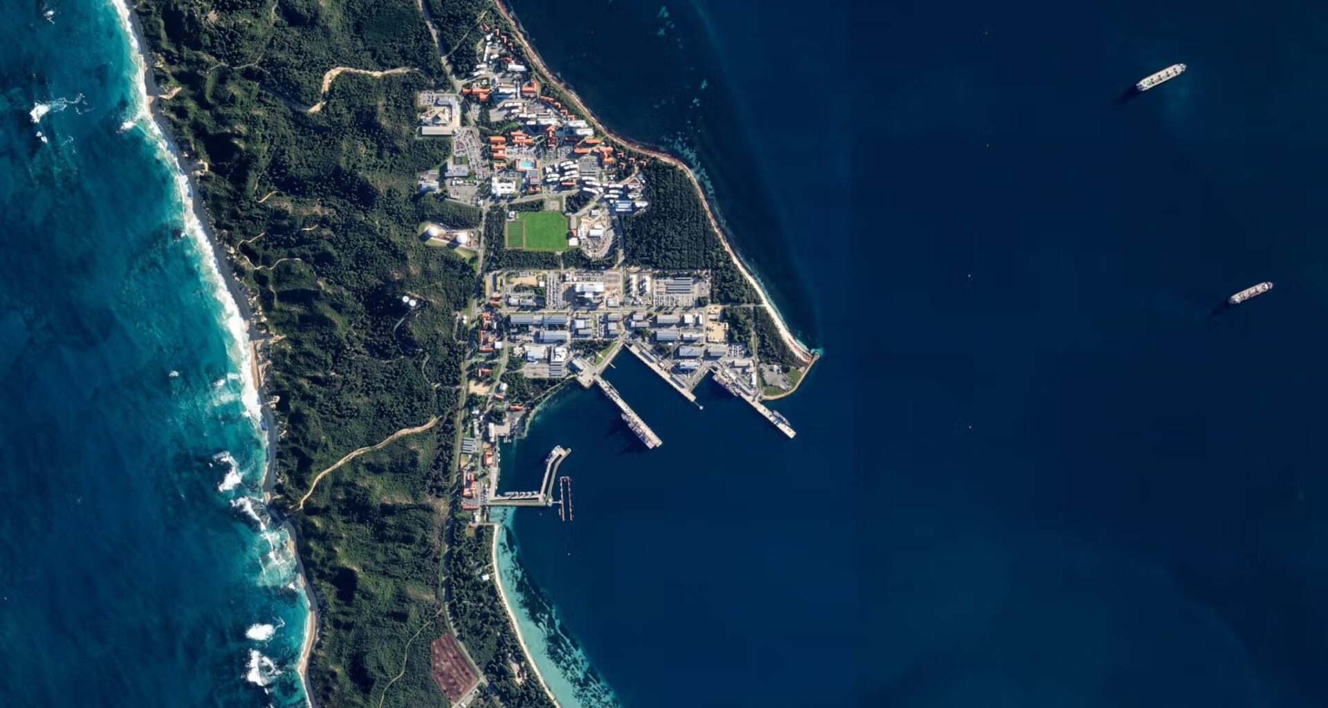 Planet addresses sovereign demand and sees promise in large Earth models