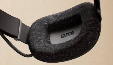 Valve is Building a Deluxe Audio Strap with Hot-swappable Battery for Steam Frame